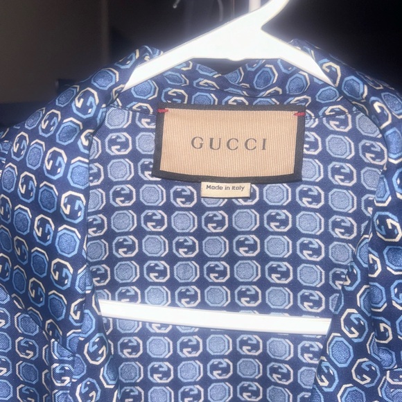 Blue Gucci Mens button up, Camp-Collar Logo-Print Silk Shirt size medium - Picture 6 of 6